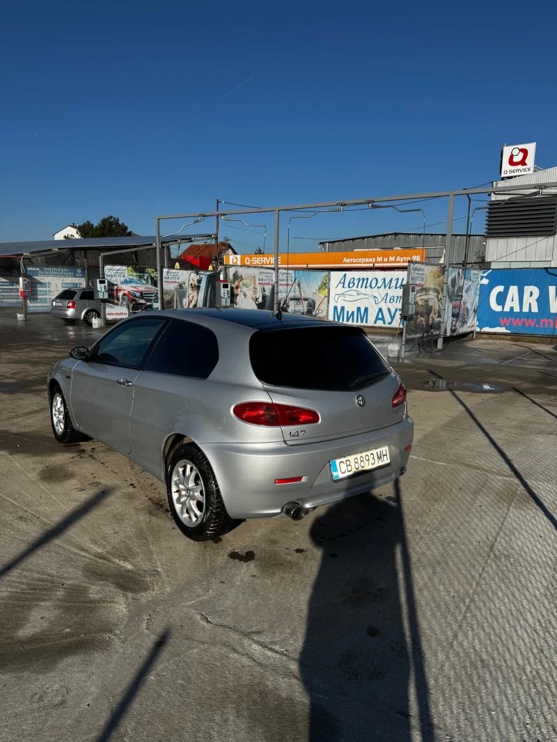 Alfa Romeo 147 1.6 twinspark, снимка 4 - Автомобили и джипове - 52752097
