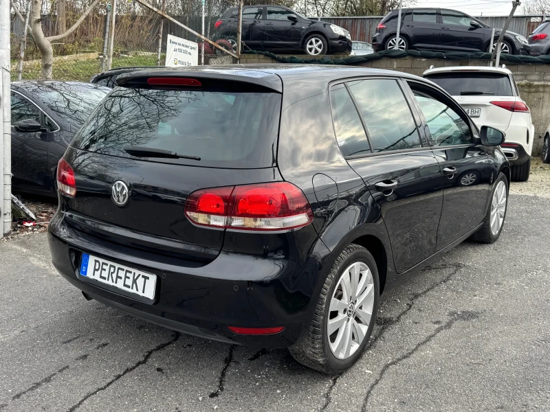 VW Golf 1.6TDI* Highline, снимка 4 - Автомобили и джипове - 52855945