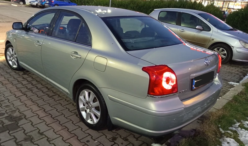 Toyota Avensis, снимка 7 - Автомобили и джипове - 52997363