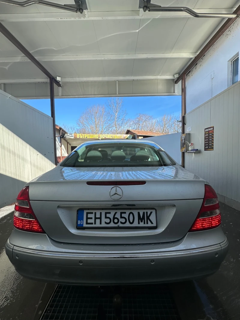 Mercedes-Benz E 280, снимка 5 - Автомобили и джипове - 53366363