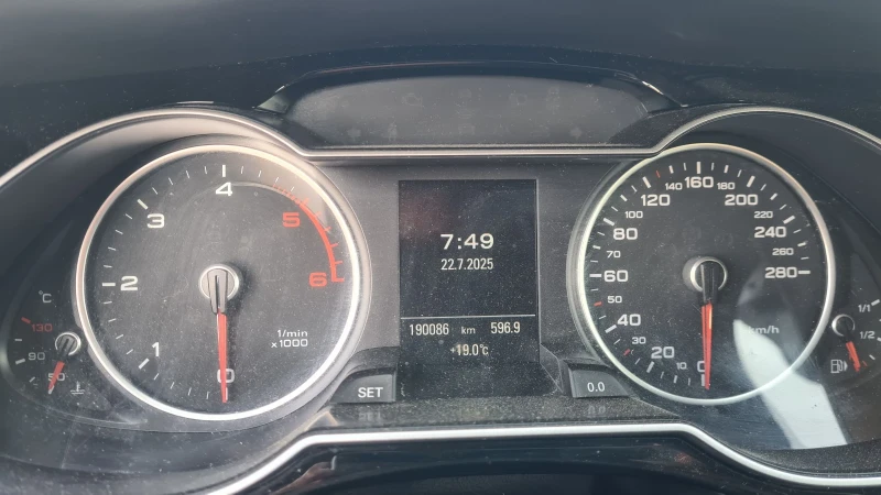 Audi A4 S-line, снимка 3 - Автомобили и джипове - 53493420