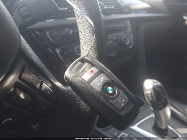 BMW 320 xDrive, снимка 11 - Автомобили и джипове - 54911549