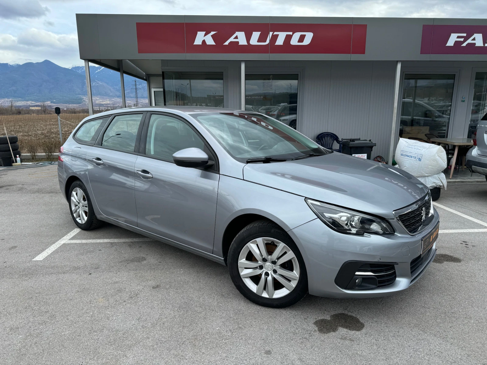 Peugeot 308 1.5 HDi - изображение 4