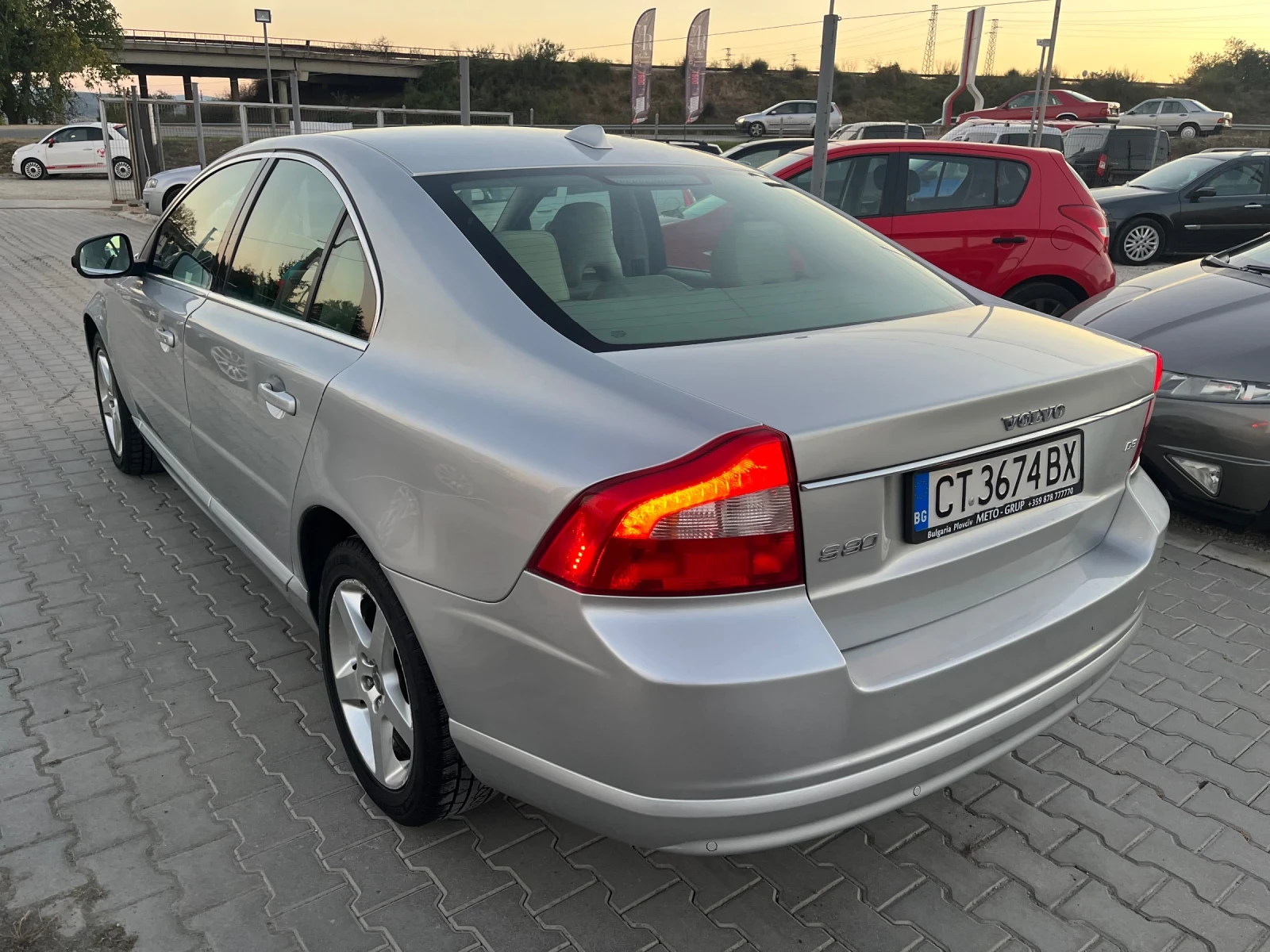 Volvo S80 2.4* D5* Автомат* нави* Кожа* Топ* Обслужена*  - изображение 10