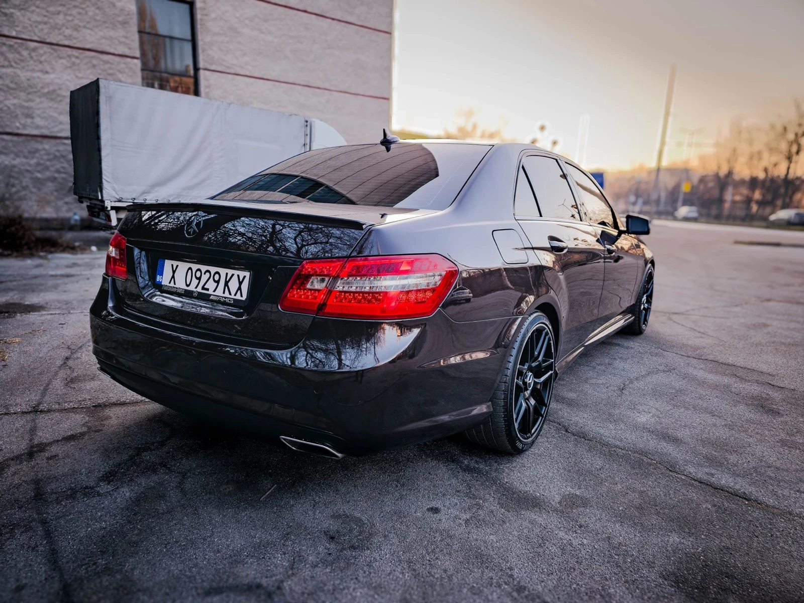 Mercedes-Benz E 350 AMG PACK 7G TRONICK - изображение 6