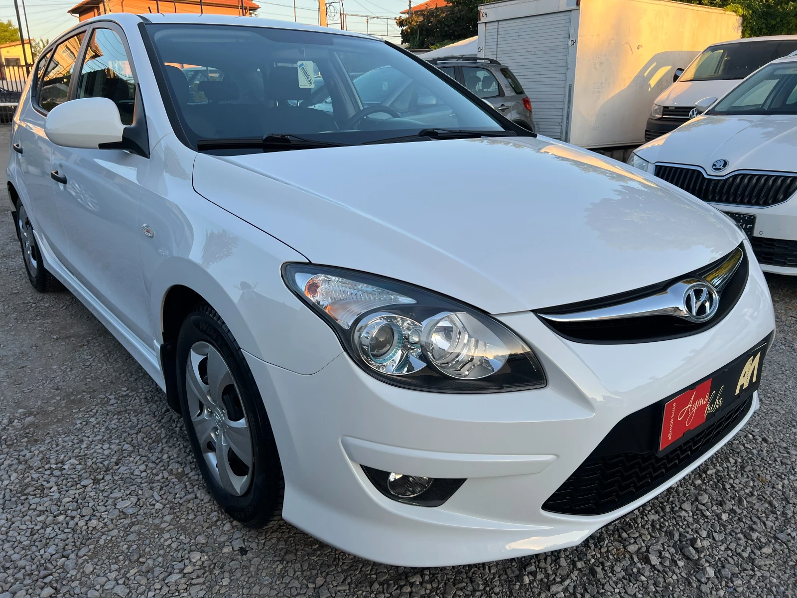 Hyundai I30 1.4i Фейслифт/EURO 5/Серв. история/182209км./ - изображение 7