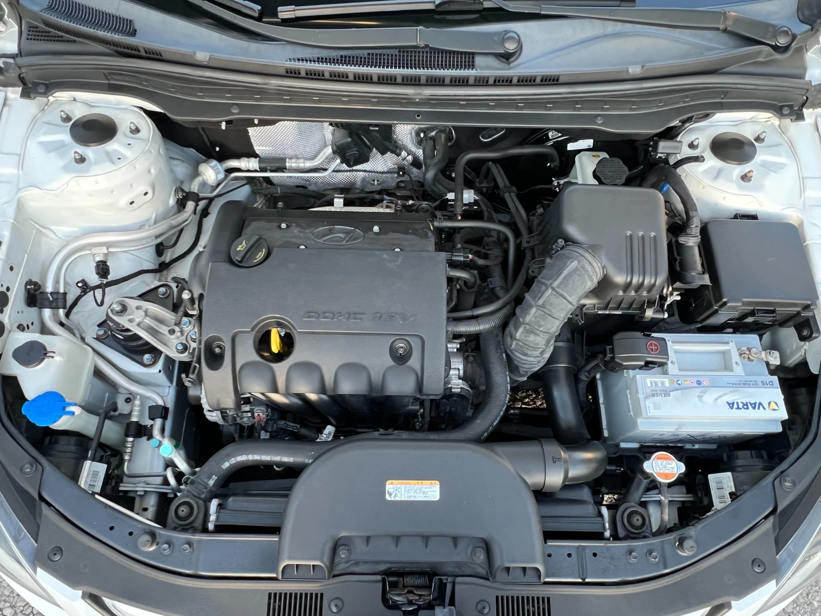 Hyundai I30 1.4i Фейслифт/EURO 5/Серв. история/182209км./ - изображение 10