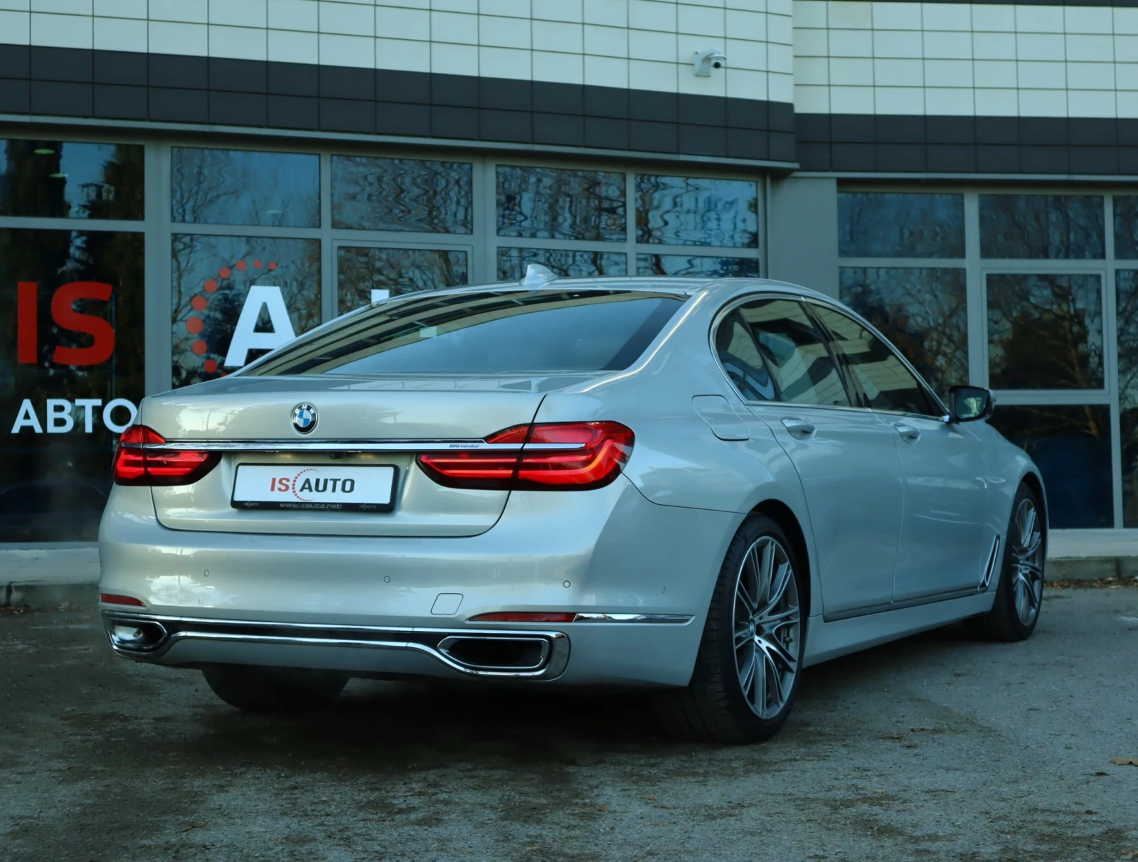 BMW 740 d/xDrive/Individual/Soft Close/Massage/Камера 360/ - изображение 4