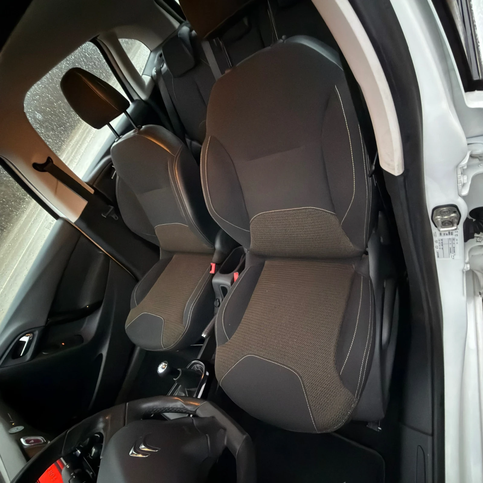 Citroen C3 1, 4i - изображение 9