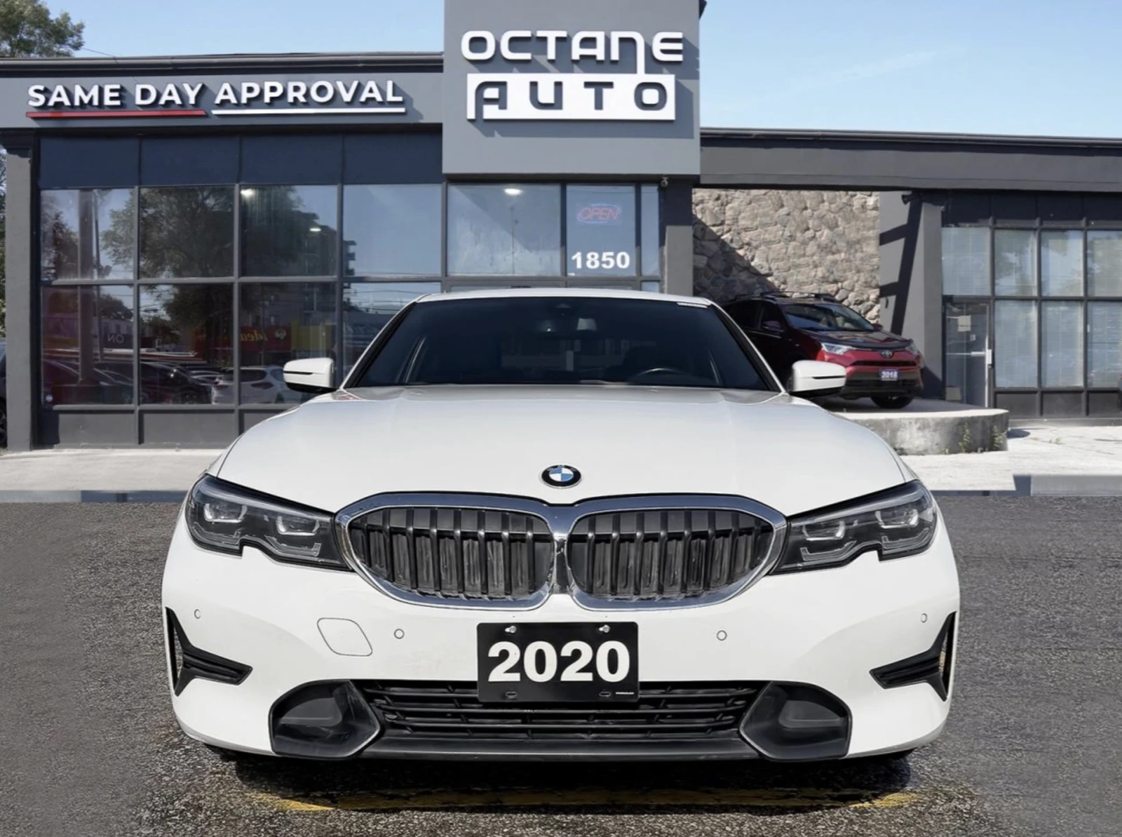 BMW 330 XDRIVE, снимка 2 - Автомобили и джипове - 53782074