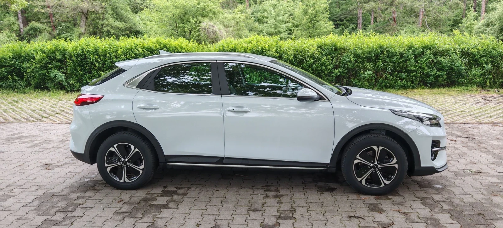 Kia XCeed 1.6 PLUG-IN HYBRID NOVA, снимка 4 - Автомобили и джипове - 54597848
