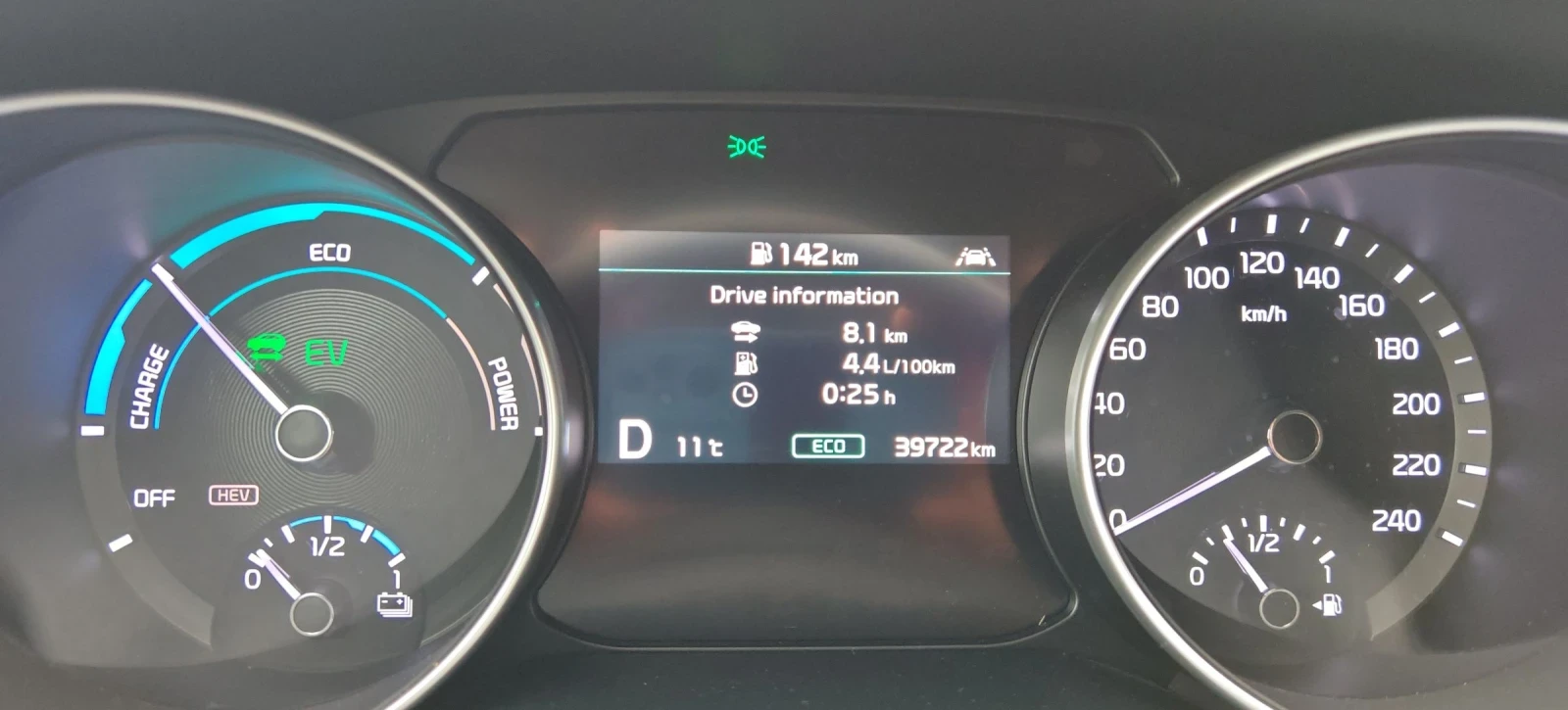 Kia XCeed 1.6 PLUG-IN HYBRID NOVA, снимка 9 - Автомобили и джипове - 54597848