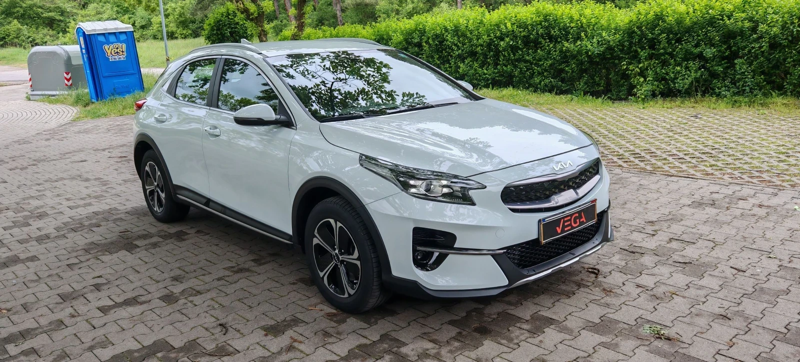 Kia XCeed 1.6 PLUG-IN HYBRID NOVA, снимка 3 - Автомобили и джипове - 54597848