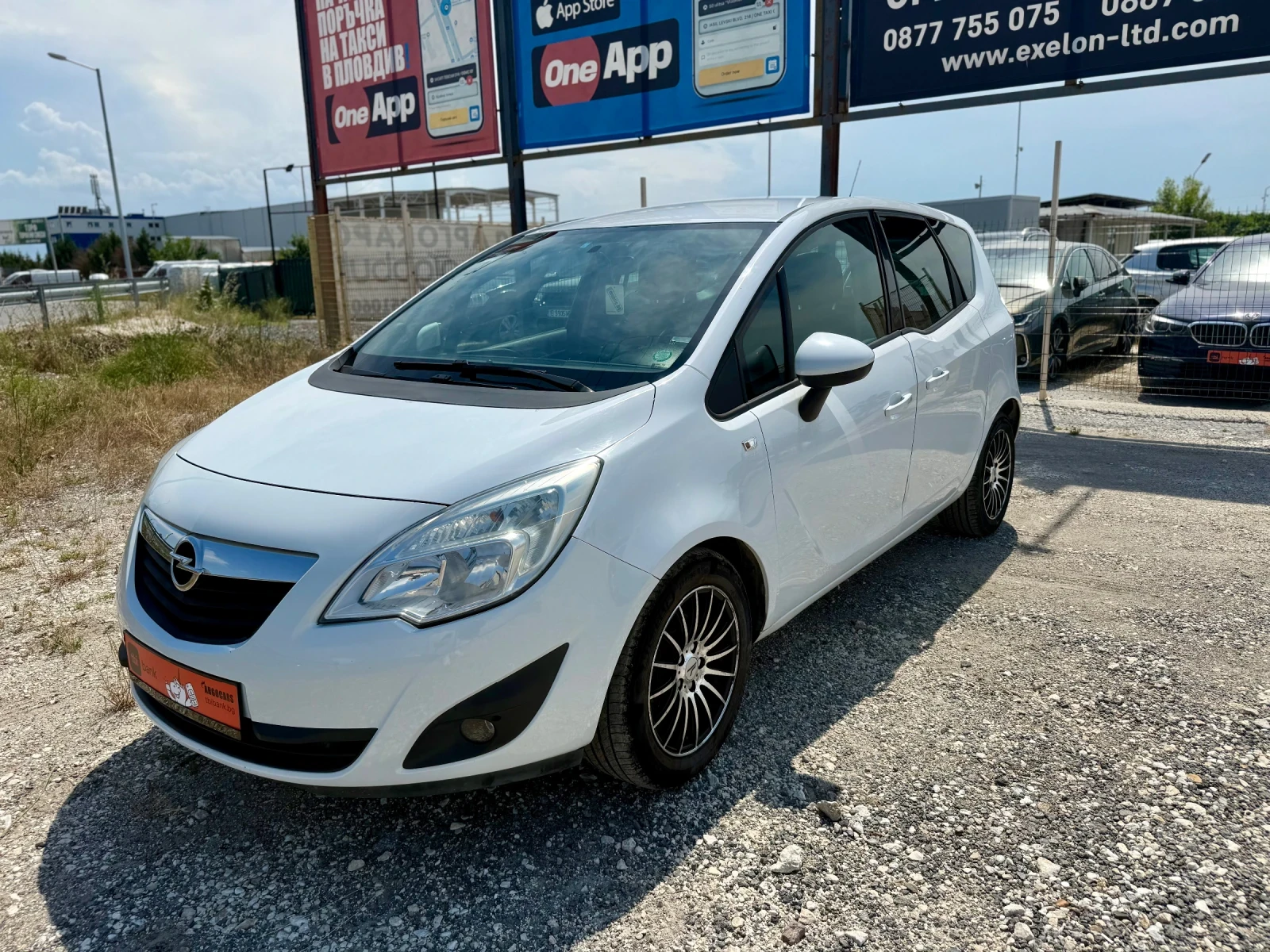 Opel Meriva 1.4 Фабрична газ , снимка 2 - Автомобили и джипове - 54868281