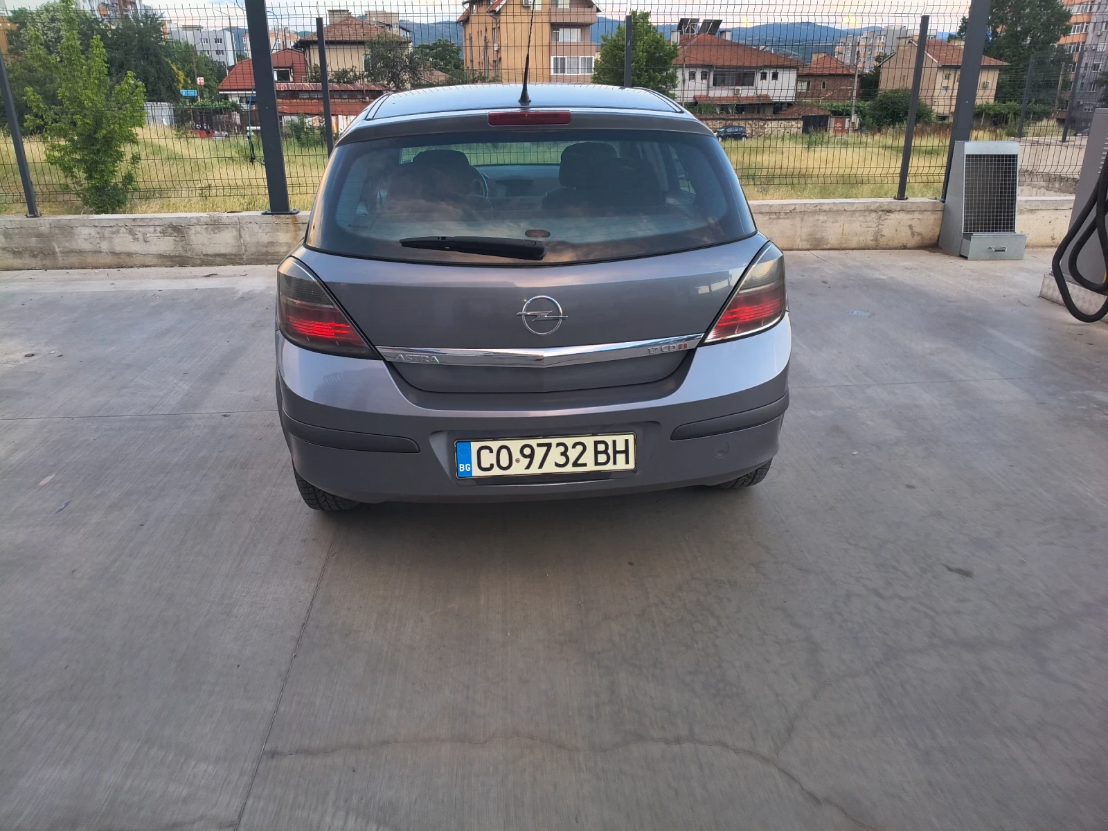 Opel Astra, снимка 4 - Автомобили и джипове - 54875233