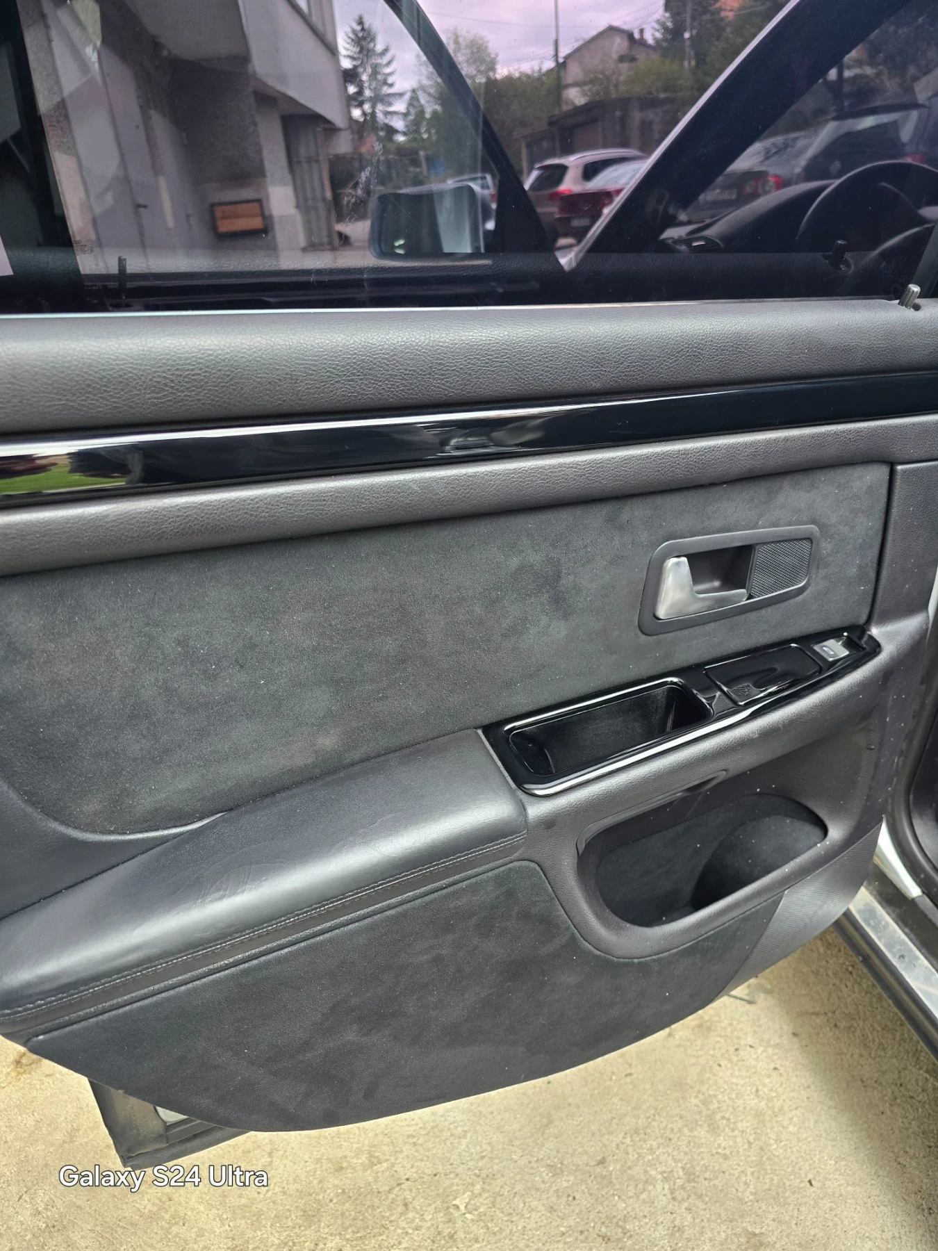 Audi A8, снимка 12 - Автомобили и джипове - 55361271