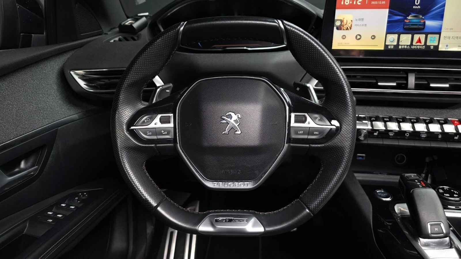 Peugeot 5008 * GT-LINE* ПАНО* KEYLESS* Camera* ПОДГРЕВ* , снимка 14 - Автомобили и джипове - 55570443