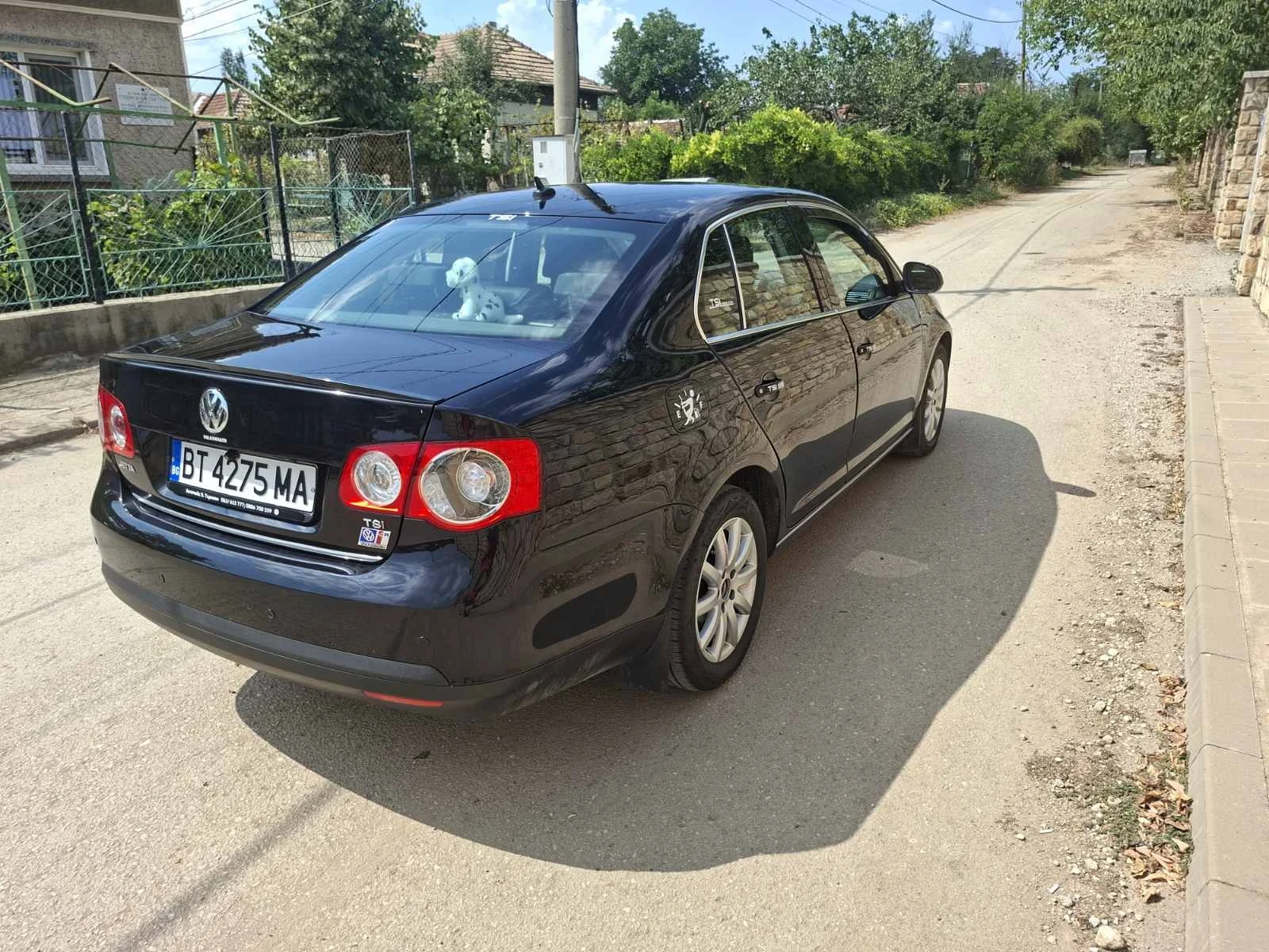 VW Jetta 1, 4 i, снимка 4 - Автомобили и джипове - 55587784