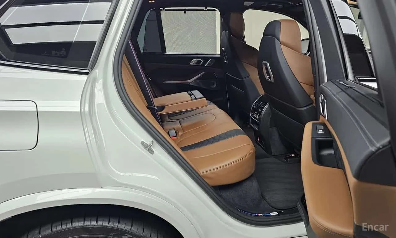 BMW X5M * 4.4 Competition * ОПЦИЯ ЗА ФИНАНСИРАНЕ, снимка 11 - Автомобили и джипове - 55615043