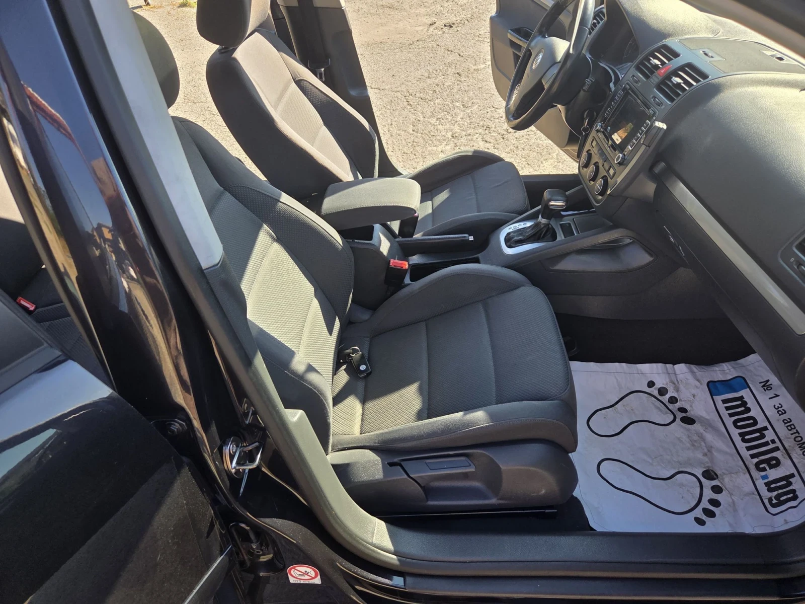 VW Golf 1.9tdi 105ps automat navi, снимка 10 - Автомобили и джипове - 55712834