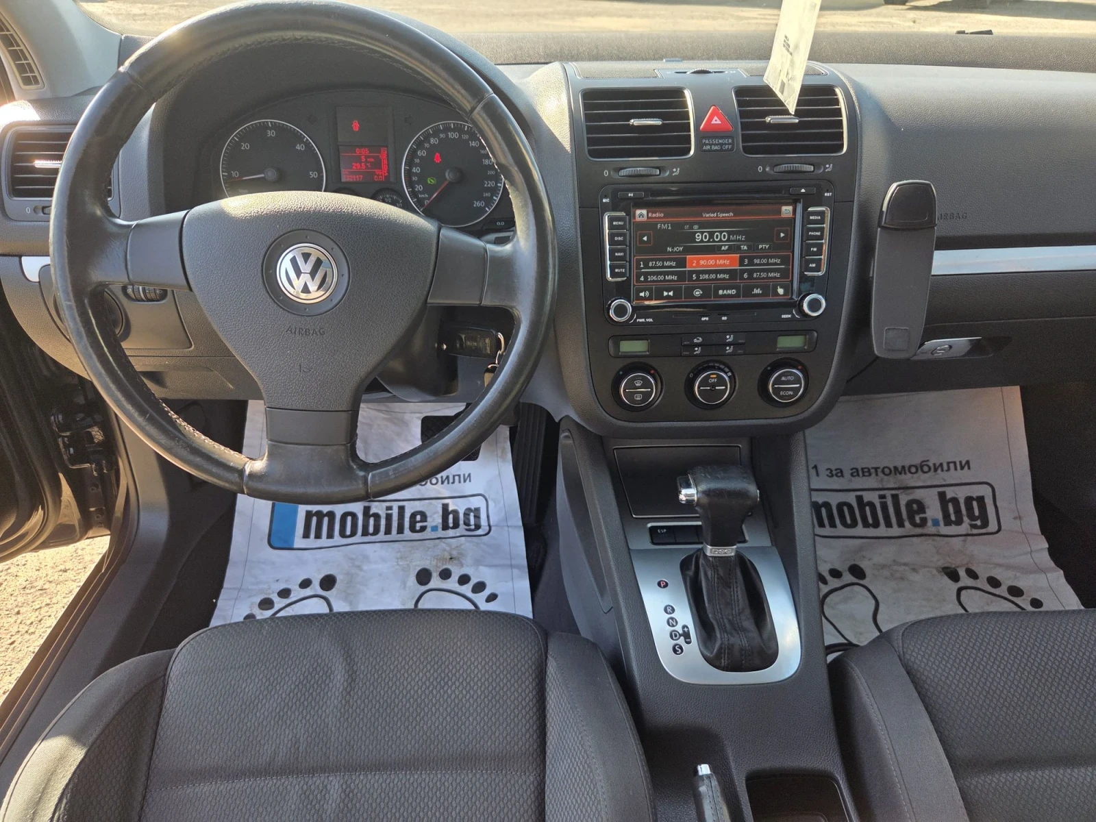 VW Golf 1.9tdi 105ps automat navi, снимка 12 - Автомобили и джипове - 55712834