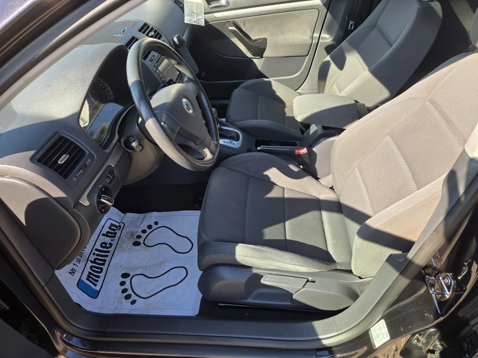 VW Golf 1.9tdi 105ps automat navi, снимка 6 - Автомобили и джипове - 55712834