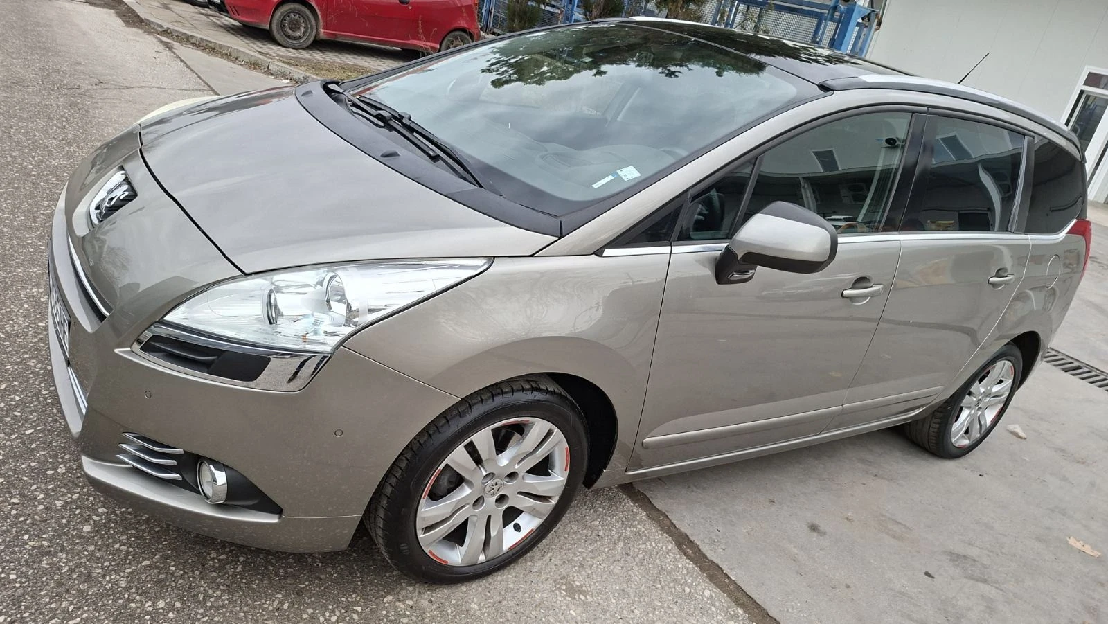 Peugeot 5008 | Mobile.bg � ����������� 2