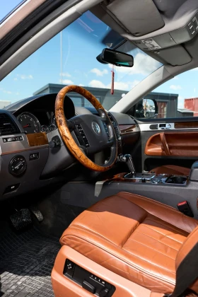 VW Touareg 3.0d* Facelift * INDIVIDUAL * 4x4 , снимка 7