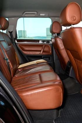 VW Touareg 3.0d* Facelift * INDIVIDUAL * 4x4 , снимка 9