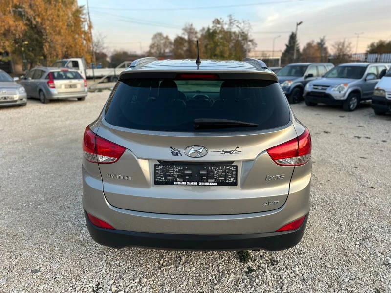 Hyundai IX35 2.0//КОЖА//FULL//4X4//EXECUTIVE//163KS, снимка 4 - Автомобили и джипове - 48064707