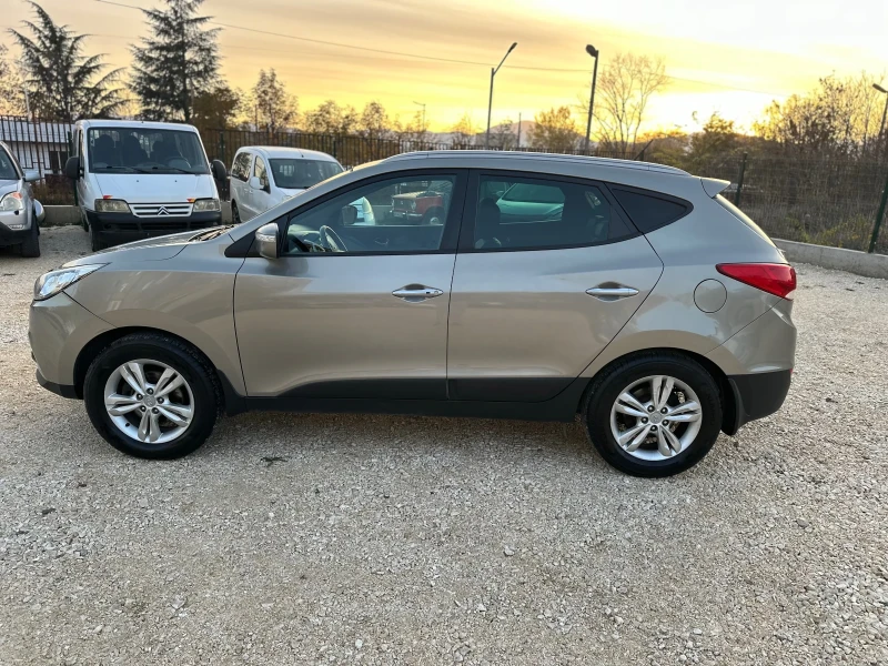 Hyundai IX35 2.0//КОЖА//FULL//4X4//EXECUTIVE//163KS, снимка 2 - Автомобили и джипове - 48064707