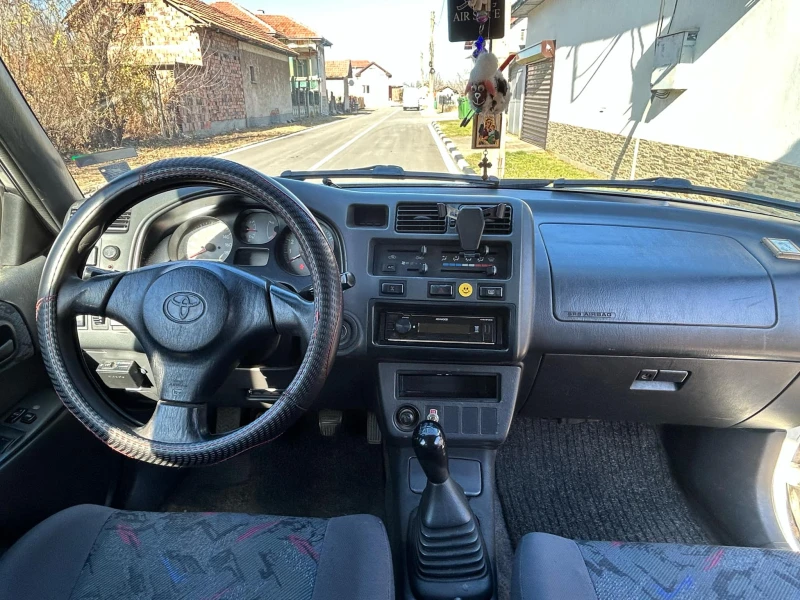 Toyota Rav4, снимка 9 - Автомобили и джипове - 48127351