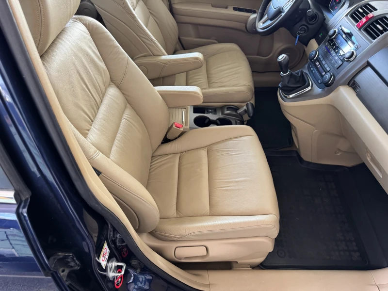Honda Cr-v 2.0VTEC* 4х4* С ПЪЛНА ИСТОРИЯ В ХОНДА , снимка 14 - Автомобили и джипове - 52169635