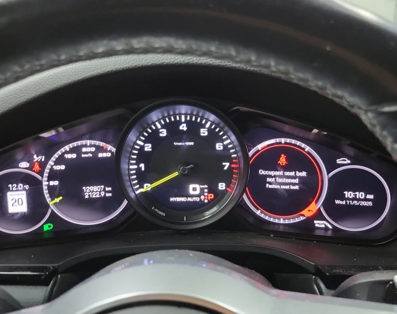 Porsche Cayenne E-Hybrid* Head Up* Adaptive Cruise* Night Vision* , снимка 10 - Автомобили и джипове - 52677938