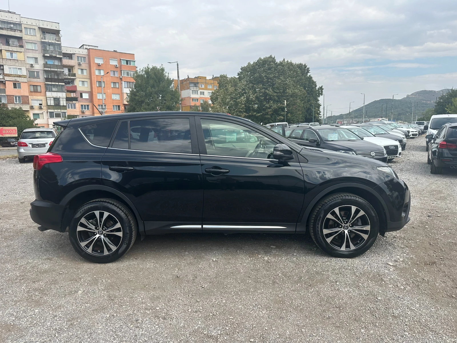 Toyota Rav4 2.0D4D 124kc FACE NAVI ITALIA - изображение 2