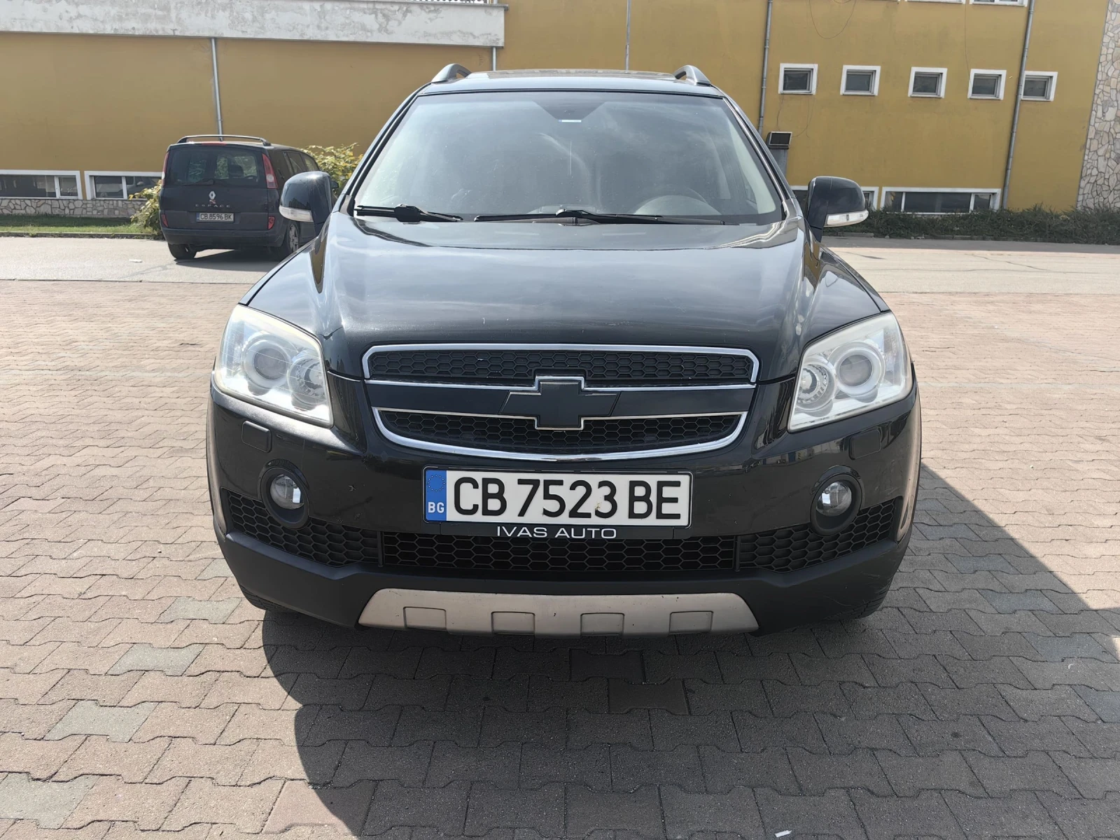 Chevrolet Captiva 3.2i V6 4x4 7 местен НАВИГАЦИЯ АВТОМАТ КОЖА - изображение 2