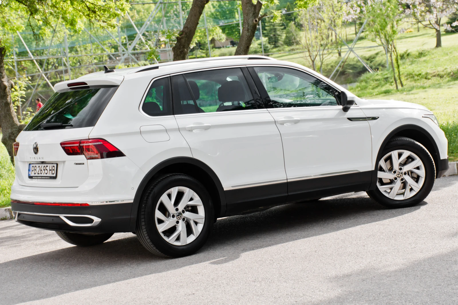 VW Tiguan * ГАРАНЦИЯ* 4MOTION* 2.0* TSI - изображение 8