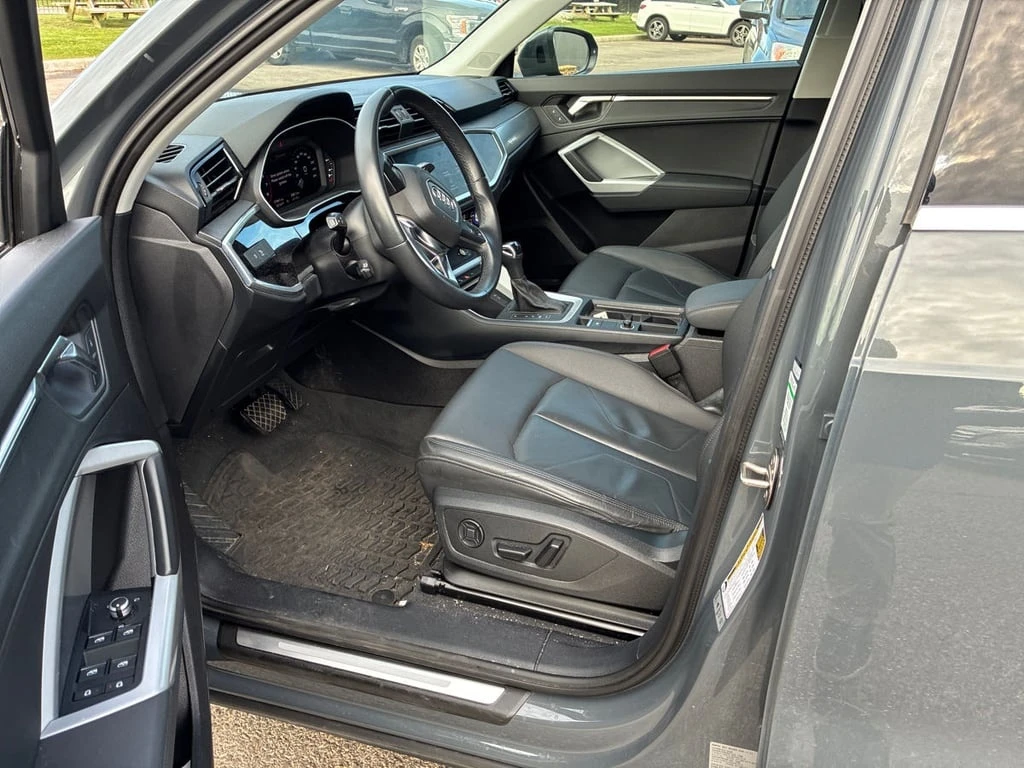 Audi Q3 * Progressiv * CARFAX * БЕЗ ПЪРВОНАЧАЛНА ВНОСКА - изображение 5