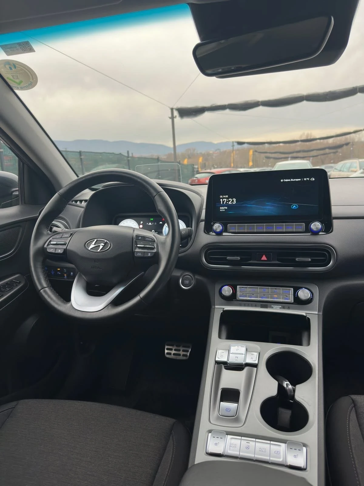 Hyundai Kona 64KWh/PRIME/ГАРАНЦИЯ/SOH100%/BLUELINK, снимка 4 - Автомобили и джипове - 53476855