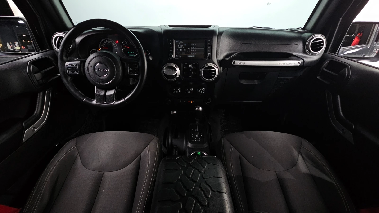 Jeep Wrangler RUBIKON* PENTASTAR* ROCK TRACK* КРАЙНА ЦЕНА, снимка 7 - Автомобили и джипове - 54628550