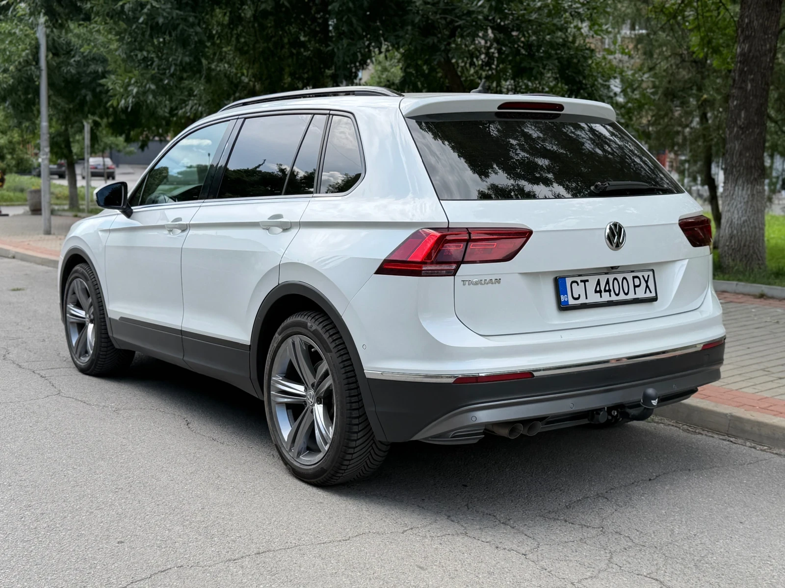 VW Tiguan 2.0TDI 150HP DSG, снимка 11 - Автомобили и джипове - 54836287