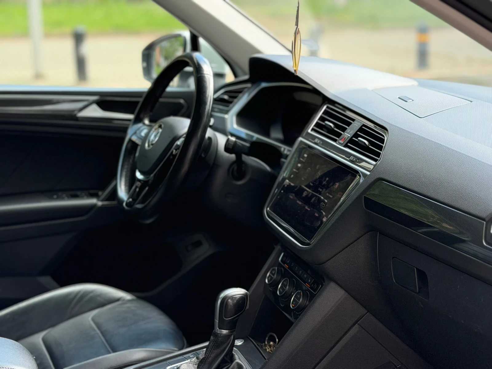 VW Tiguan 2.0TDI 150HP DSG, снимка 4 - Автомобили и джипове - 54836287