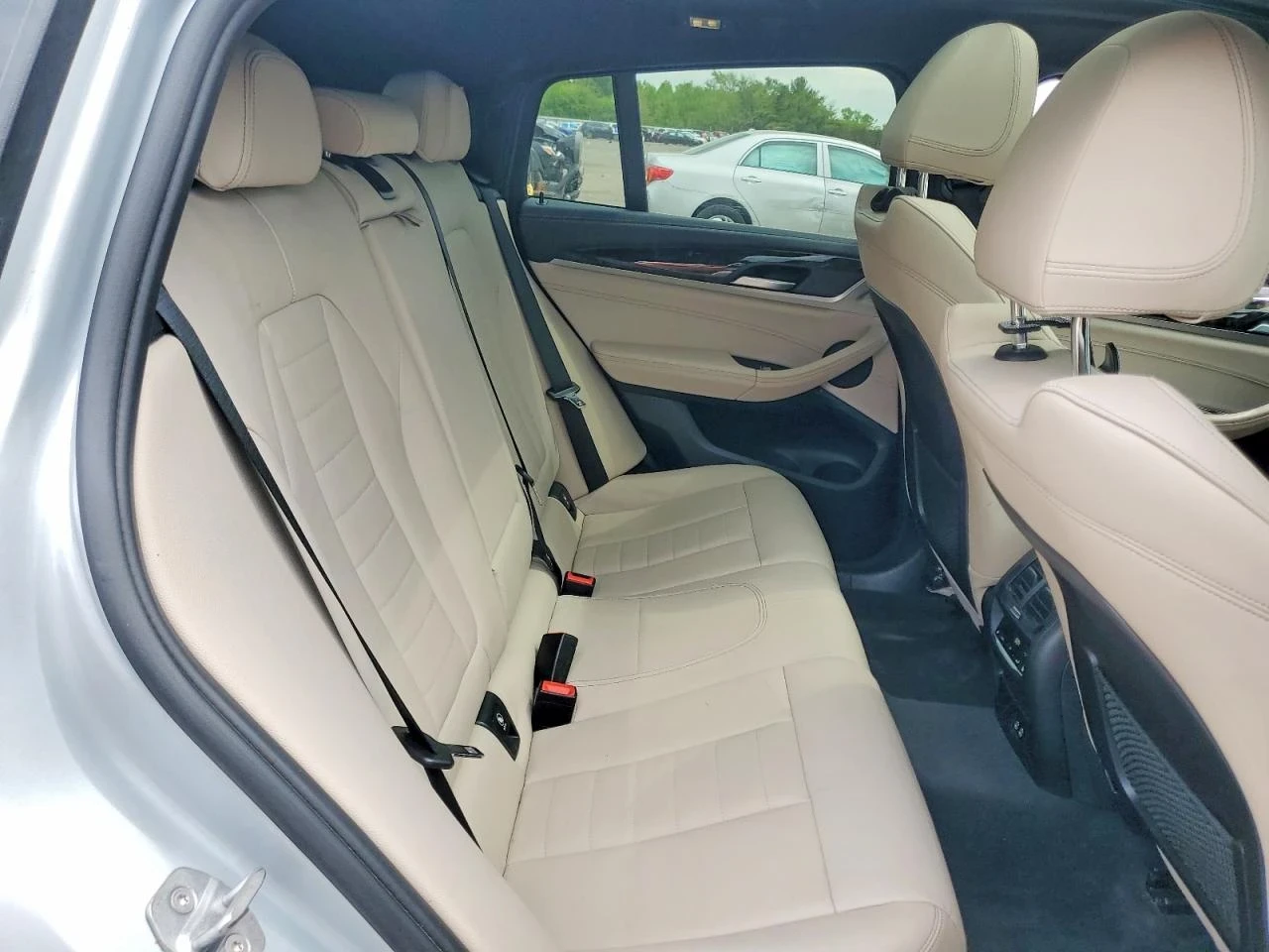 BMW X4 M40i* Distronic* Harman Kardon* Adaptive* Digital, снимка 9 - Автомобили и джипове - 54837430