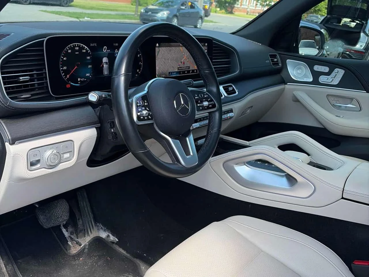 Mercedes-Benz GLE 350 BURMESTER * ОБДУХВАНЕ * KEYLESS * ПАНО, снимка 5 - Автомобили и джипове - 54885980