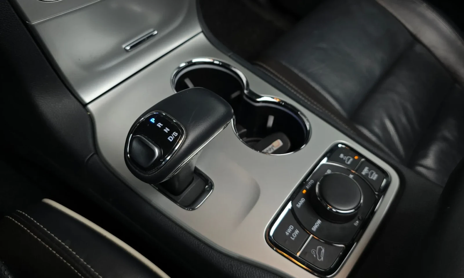 Jeep Grand cherokee OVERLAND 4x4| ������| �������| ���������| �������� | Mobile.bg � ����������� 8