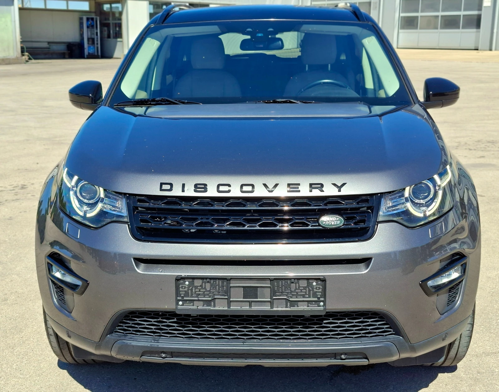 Land Rover Discovery Sport 2.0TD4 180к.с. F1* LUXURY EDITION* MERIDIAN* ПАНОР, снимка 2 - Автомобили и джипове - 55988971