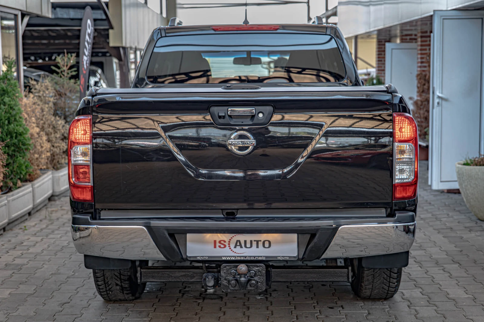 Nissan Navara NP300/Камера 360/Подгрев/AWD, снимка 4 - Автомобили и джипове - 56025696