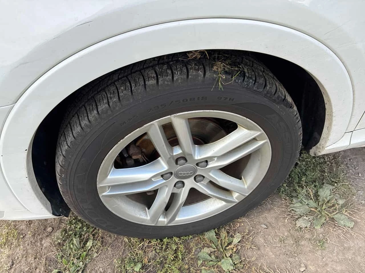 Audi Q3 * Komfort * CARFAX * ОПЦИЯ ЗА ФИНАНСИРАНЕ * , снимка 7 - Автомобили и джипове - 56305617