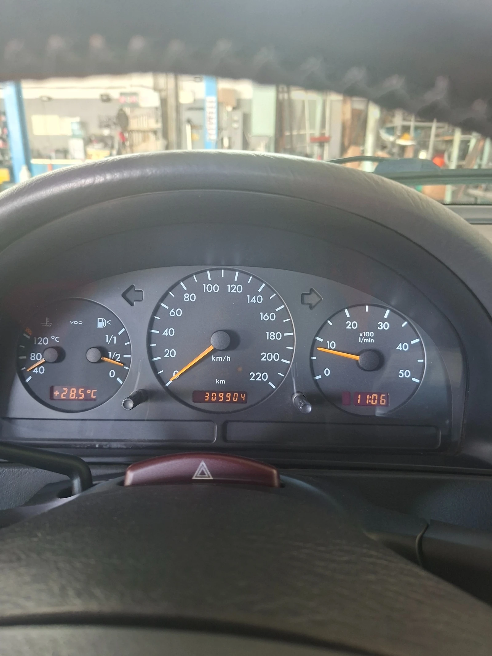 Mercedes-Benz ML 270 CDI, снимка 5 - Автомобили и джипове - 56430882