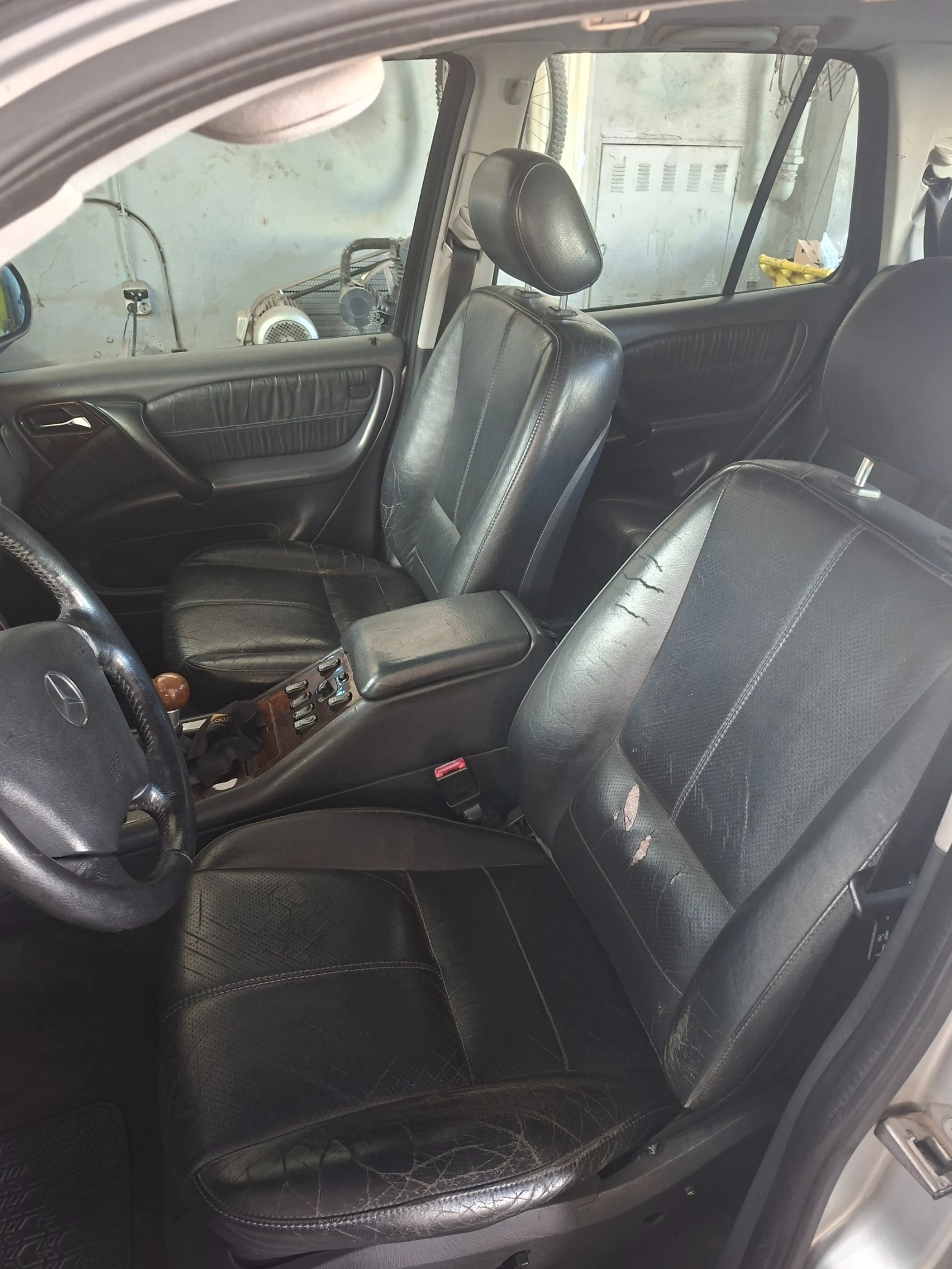 Mercedes-Benz ML 270 CDI, снимка 10 - Автомобили и джипове - 56430882
